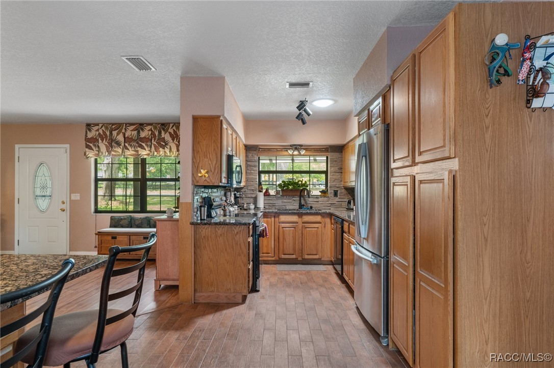 4465 S Worldwide Drive, Inverness, New York image 6