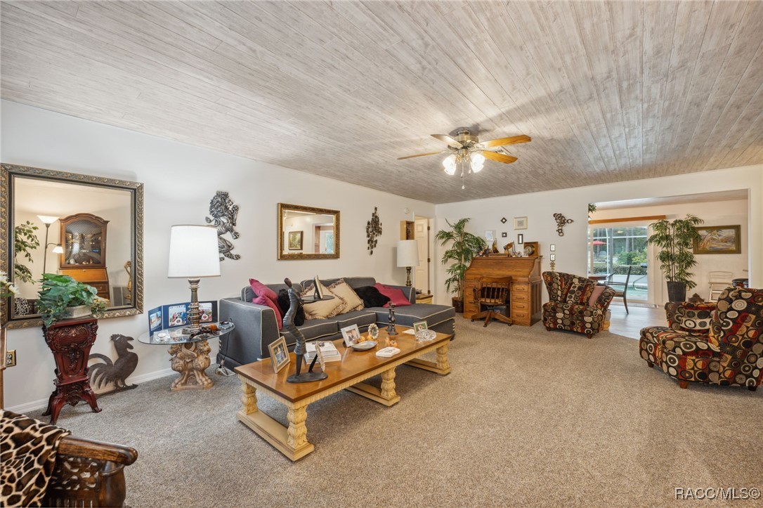 1212 W Redding Street, Hernando, Florida image 7