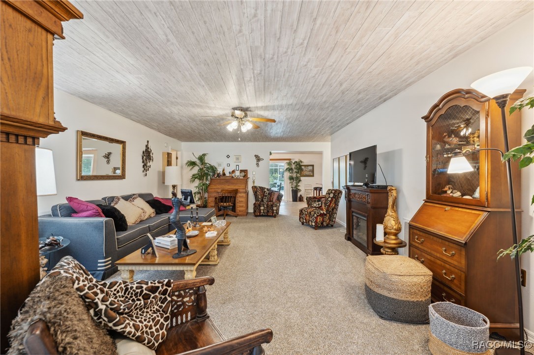 1212 W Redding Street, Hernando, Florida image 6