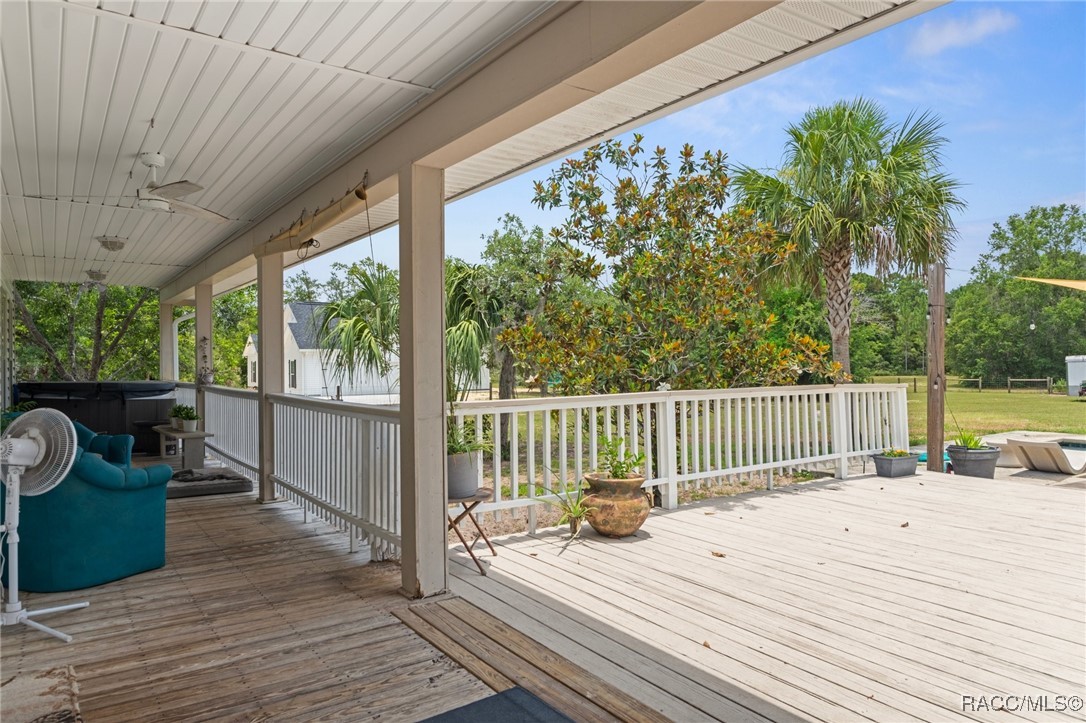 9928 W 7 Rivers Farm Street, Crystal River, New York image 30
