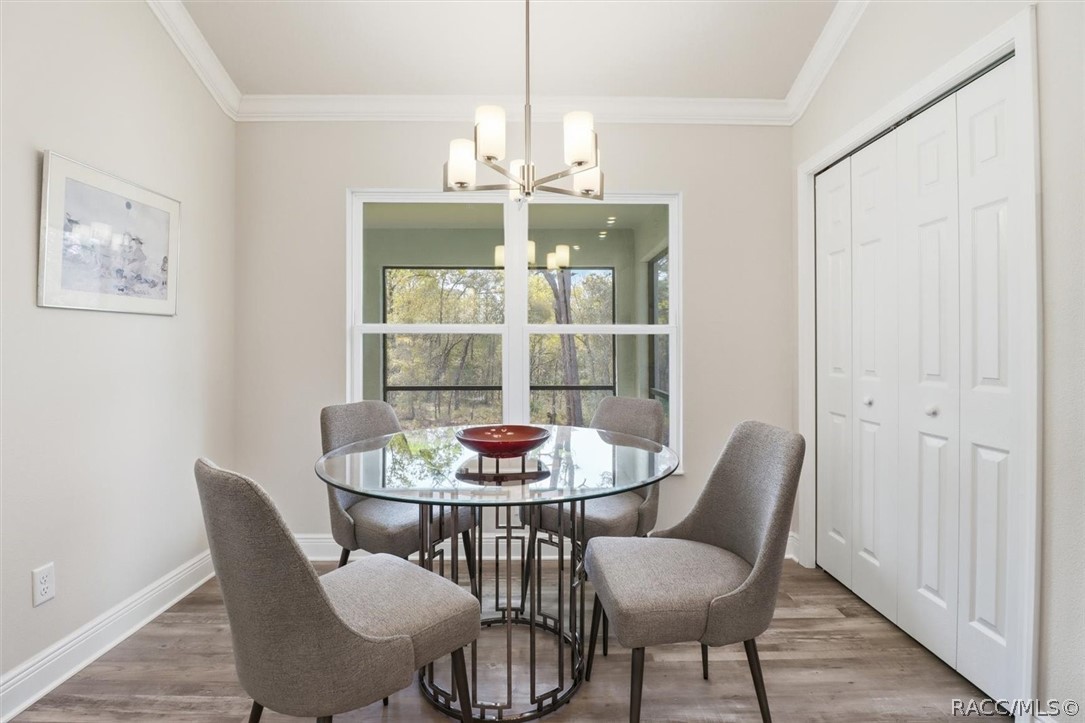 2934 W Pine Ridge Boulevard