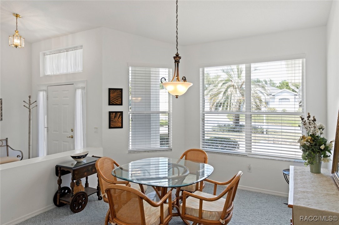 408 W Crestmont Court, Beverly Hills, Florida image 8
