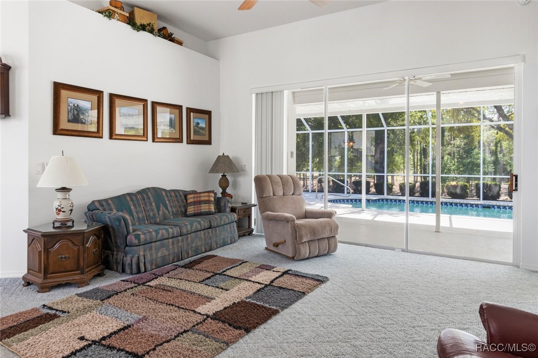 408 W Crestmont Court, Beverly Hills, Florida image 5