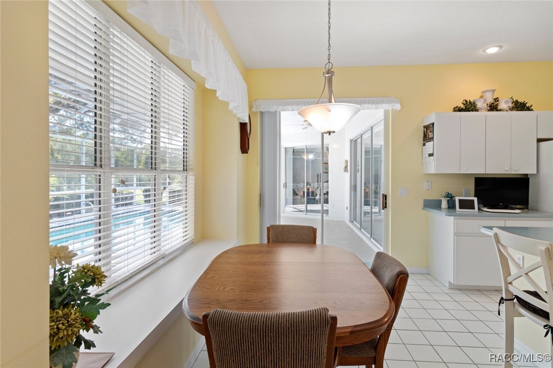 408 W Crestmont Court, Beverly Hills, Florida image 18