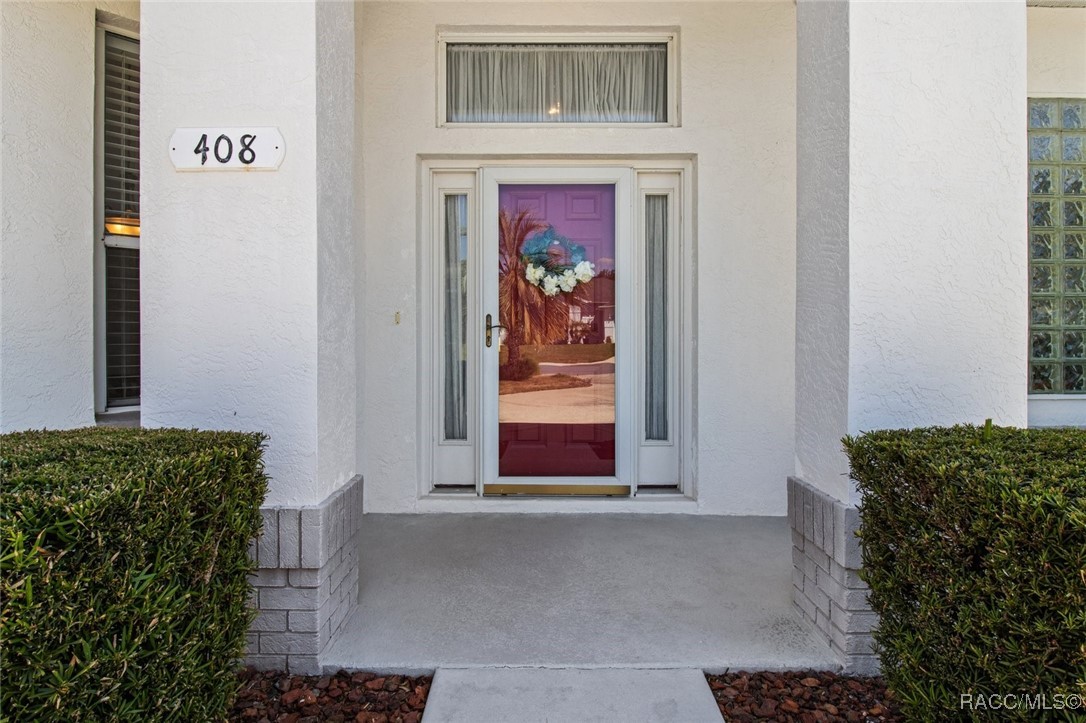 408 W Crestmont Court, Beverly Hills, Florida image 2