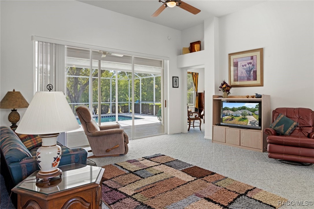 408 W Crestmont Court, Beverly Hills, Florida image 6