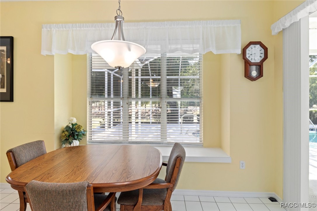 408 W Crestmont Court, Beverly Hills, Florida image 17