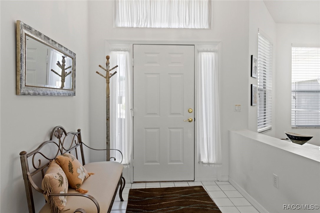 408 W Crestmont Court, Beverly Hills, Florida image 3