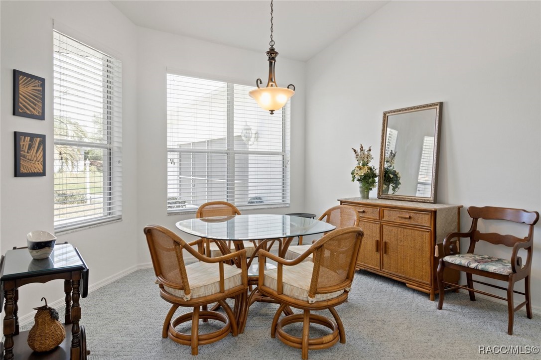 408 W Crestmont Court, Beverly Hills, Florida image 7