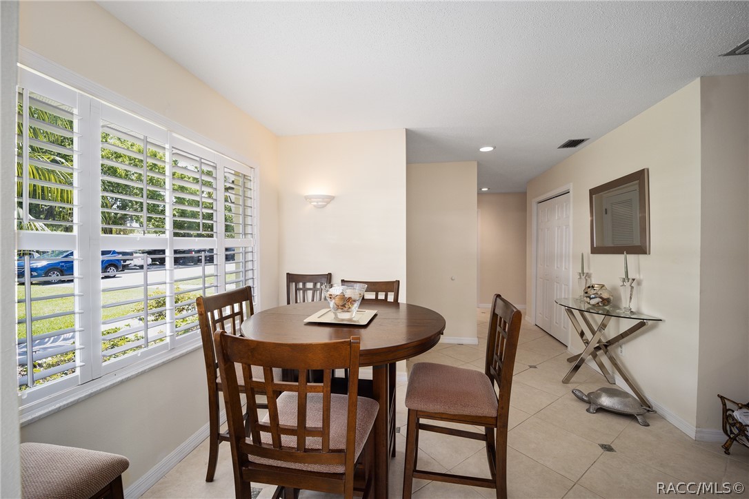 11364 W Bayshore Drive, Crystal River, Florida image 19