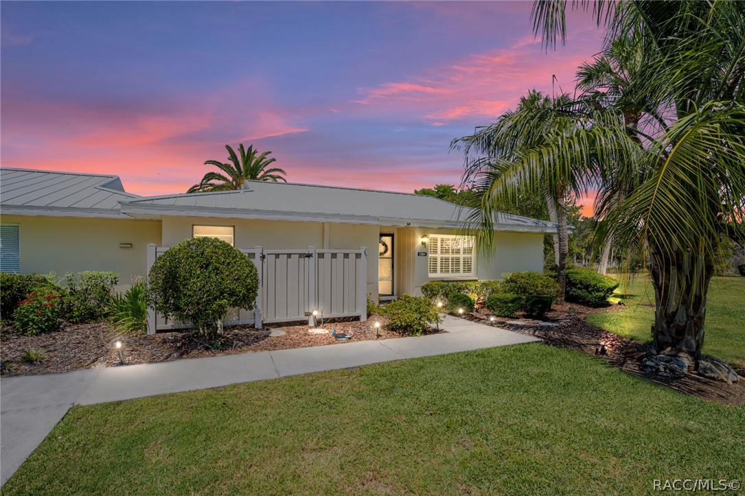 11364 W Bayshore Drive, Crystal River, Florida image 1