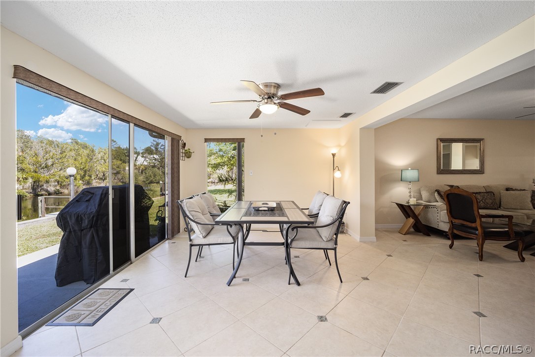 11364 W Bayshore Drive, Crystal River, Florida image 37