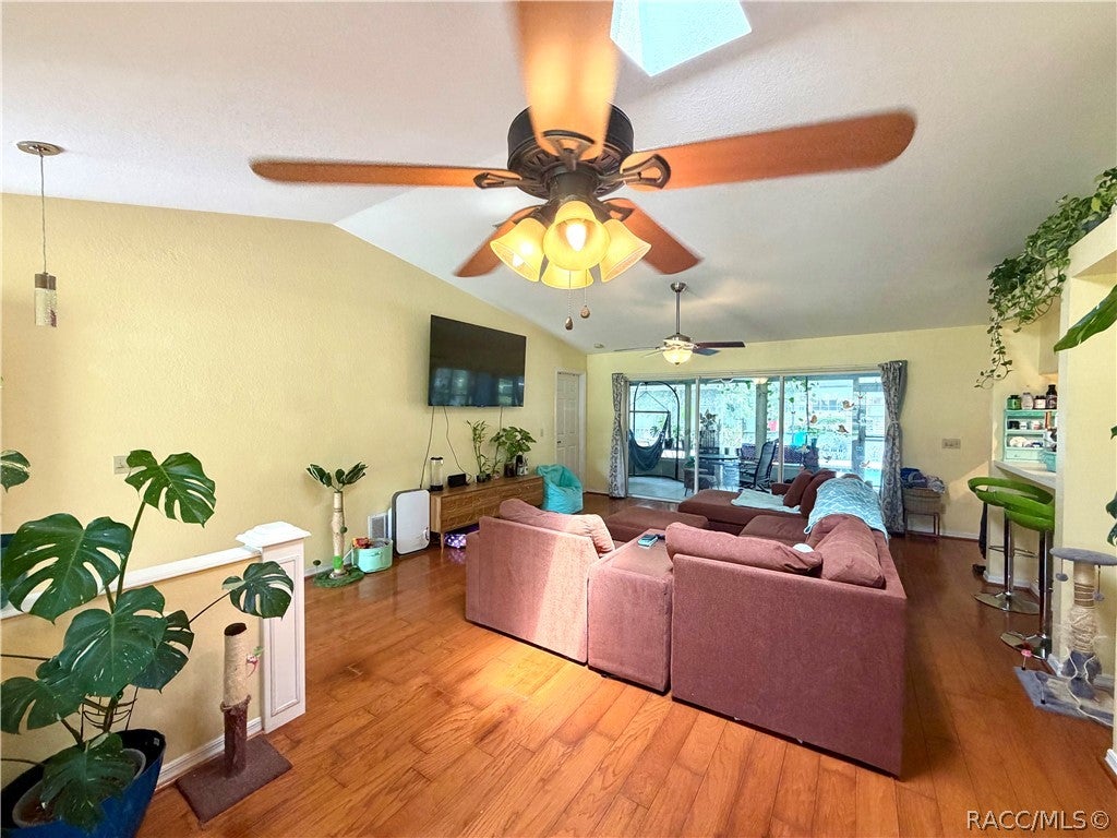 318 Daisy Lane