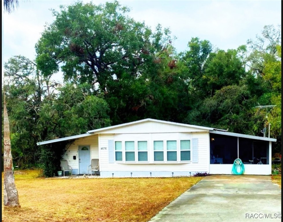 4686 S Brush Hollow Loop, Inverness, Florida image 1