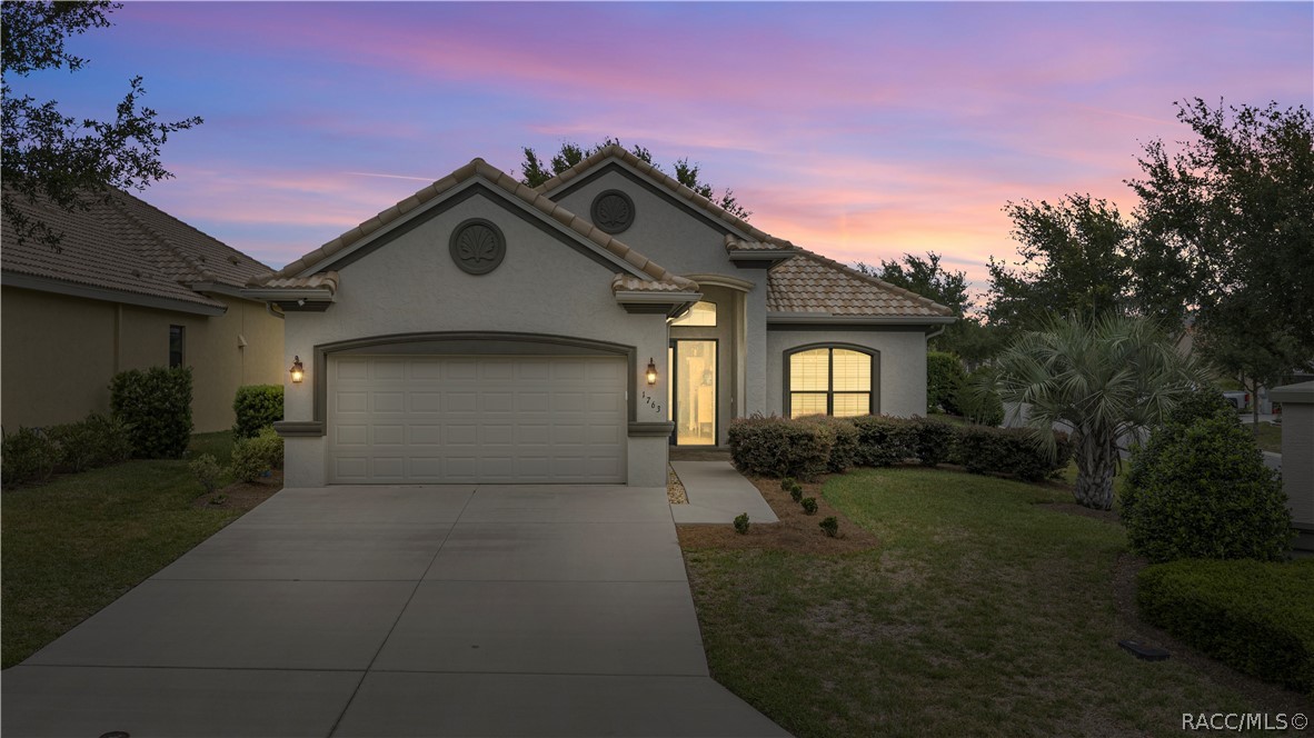 1763 W Twilight Lane