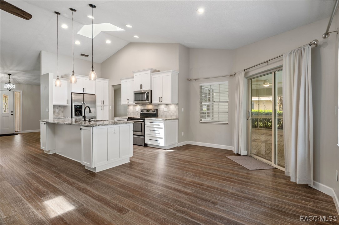 6095 W Douneray Loop, Crystal River, New York image 17