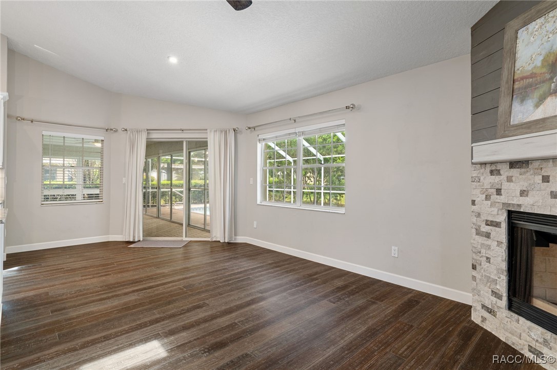 6095 W Douneray Loop, Crystal River, New York image 31
