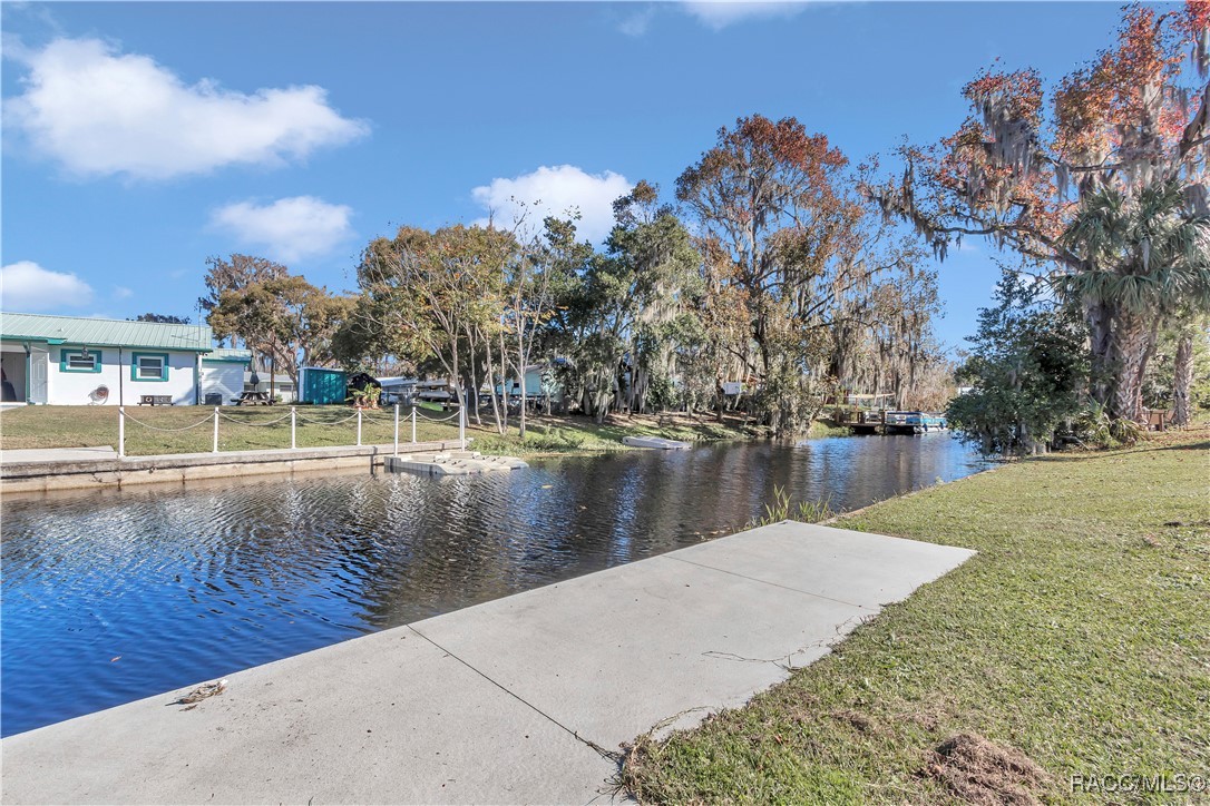 1795 S Cove Walk, Inverness, Florida image 5