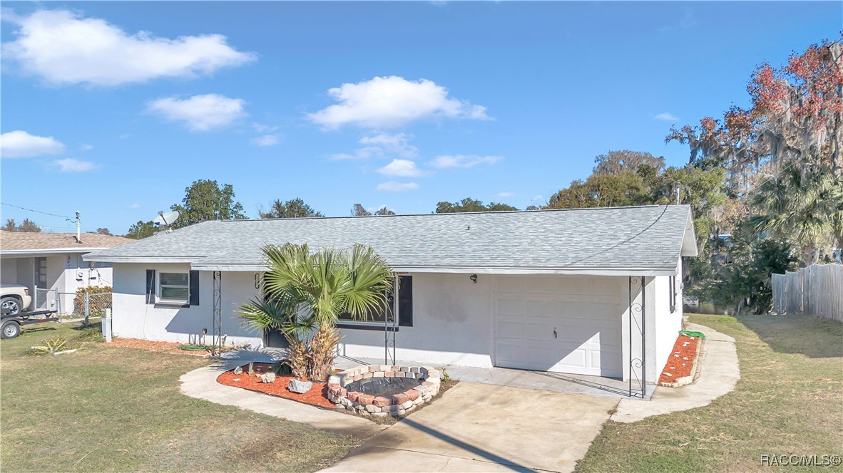 1795 S Cove Walk, Inverness, Florida image 31