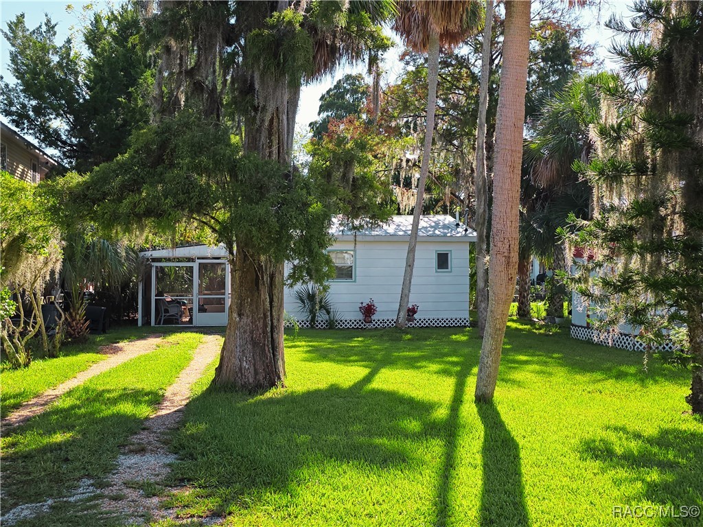 7316 Tropical Drive, Weeki Wachee, Florida image 1