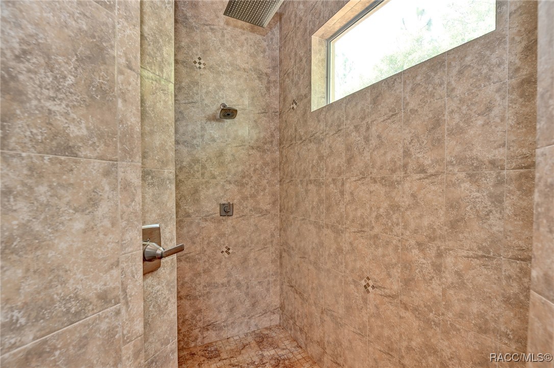 63 Daisy Street, Homosassa, New York image 28