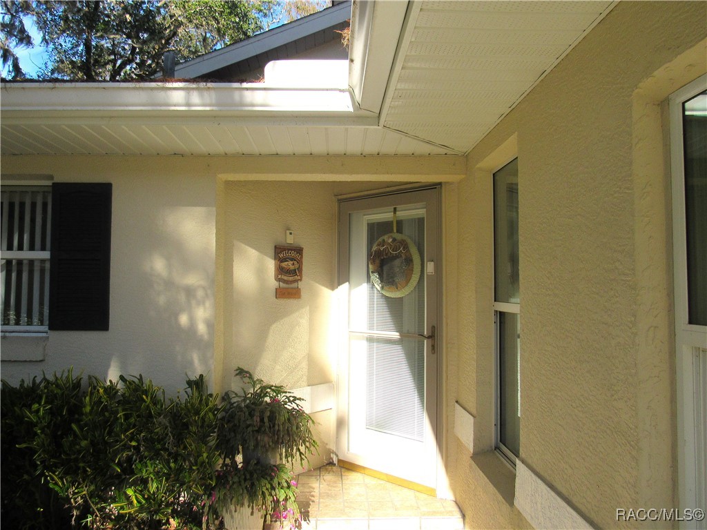 9791 W Riverwood Drive, Crystal River, Florida image 14