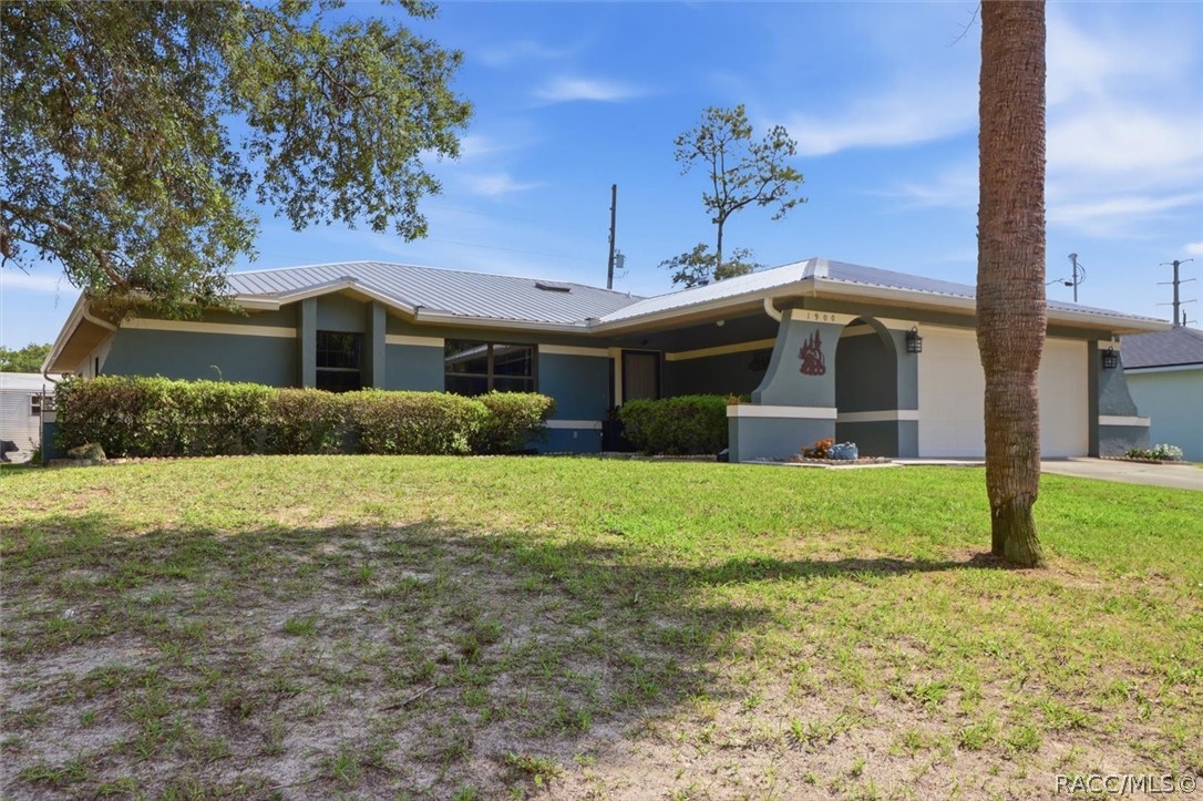 1900 W Alhambra Drive