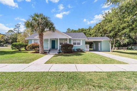 A home in Dunnellon