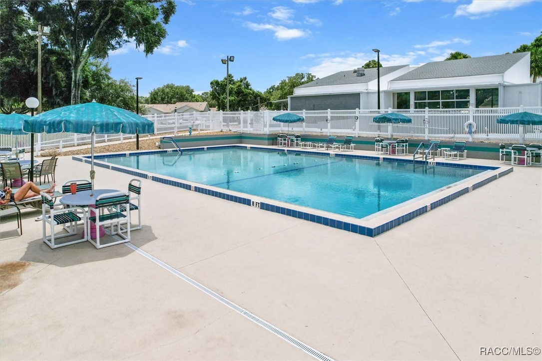 3529 S Belgrave Drive, Inverness, Florida image 5