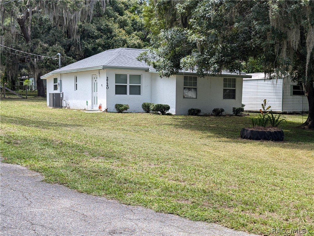 2720 N Lakefront Drive, Hernando, Florida image 2