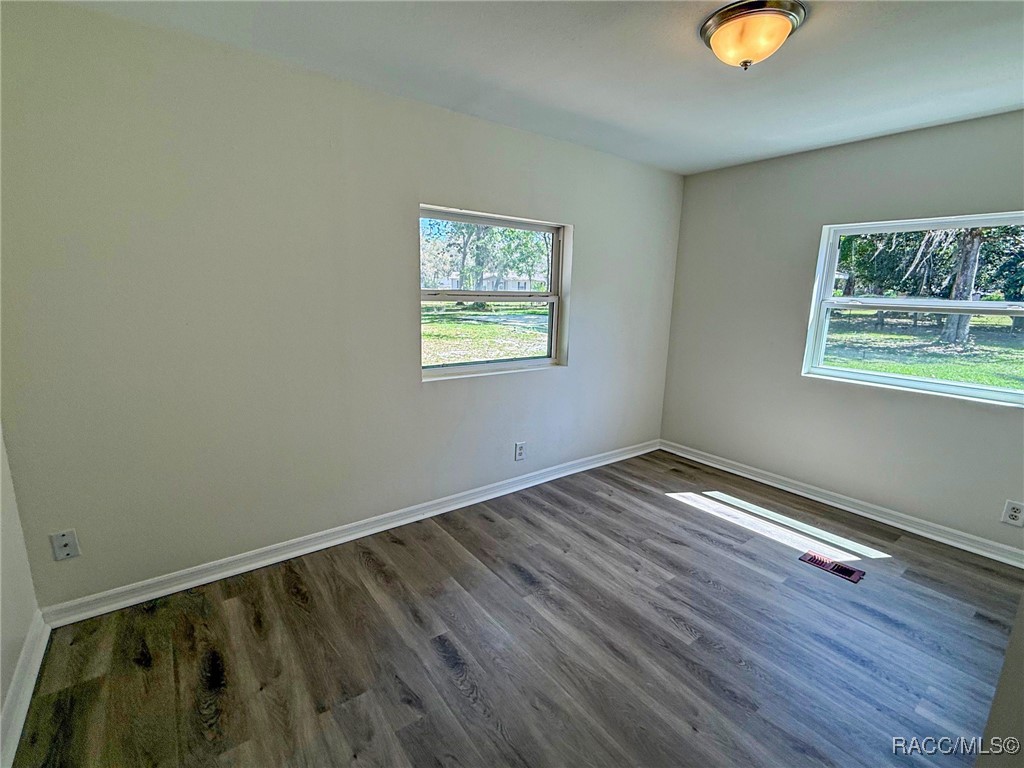 5500 S Withlapopka Drive, Floral City, New York image 19