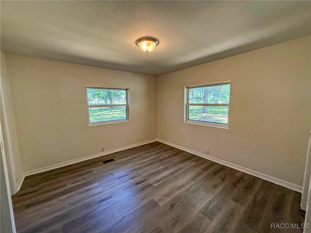 5500 S Withlapopka Drive, Floral City, New York image 17