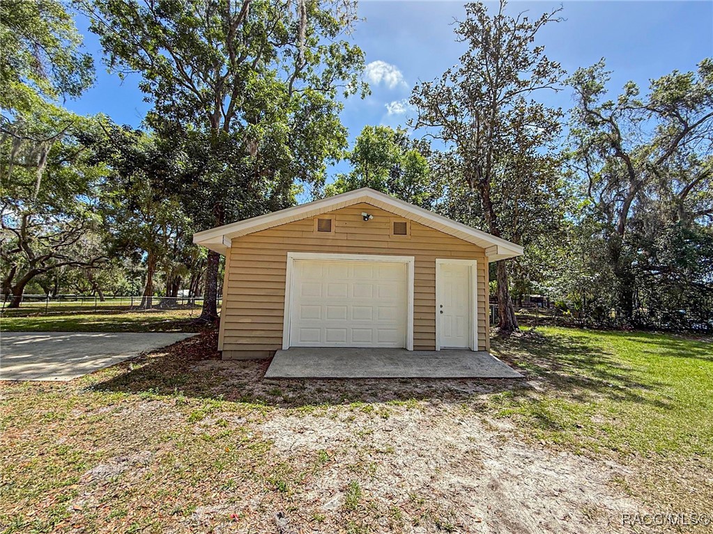 5500 S Withlapopka Drive, Floral City, New York image 35