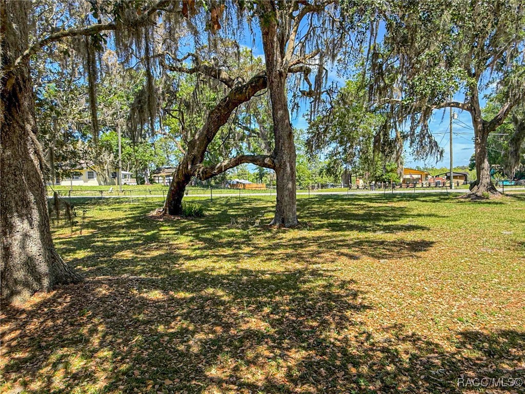 5500 S Withlapopka Drive