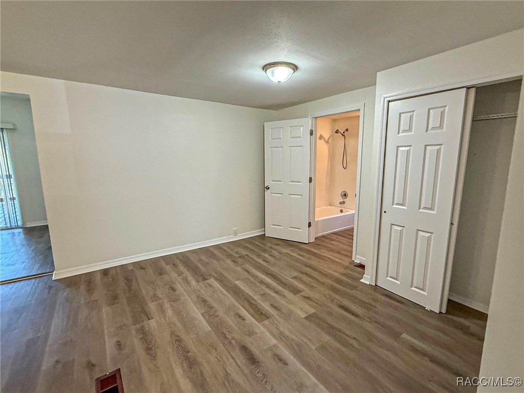 5500 S Withlapopka Drive, Floral City, New York image 12