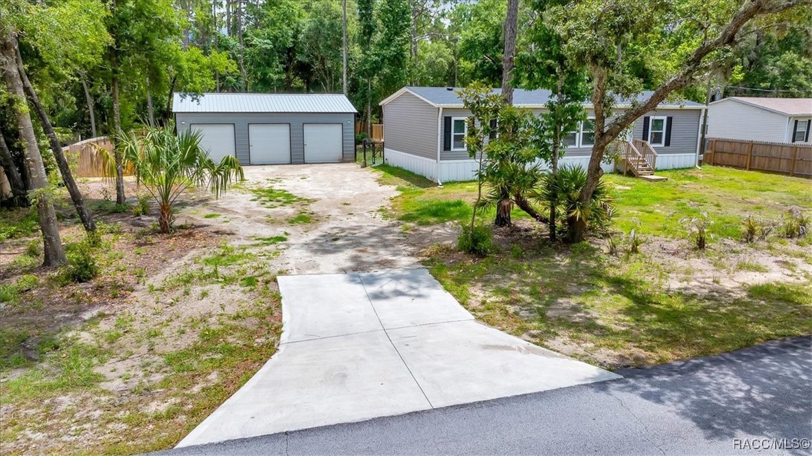 6910 W Rosedale Drive, Homosassa, Florida image 2