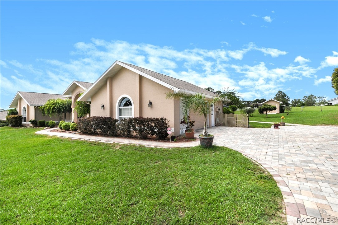 1262 E Triple Crown Loop, Hernando, Florida image 43