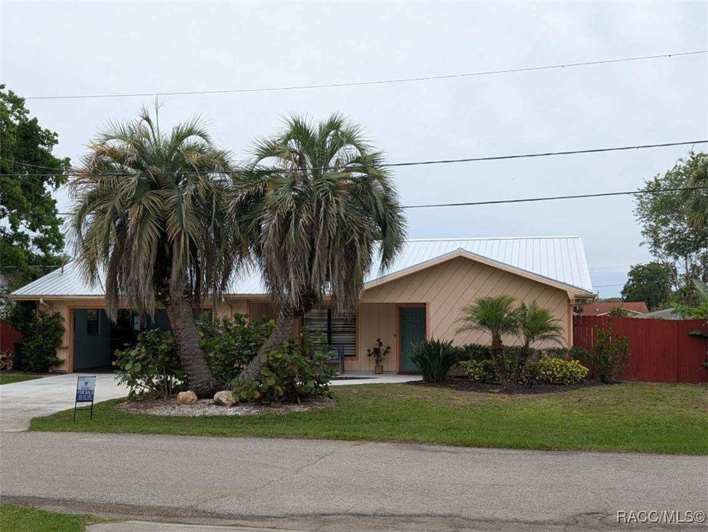 1202 SE 5th Avenue, Crystal River, New York image 2