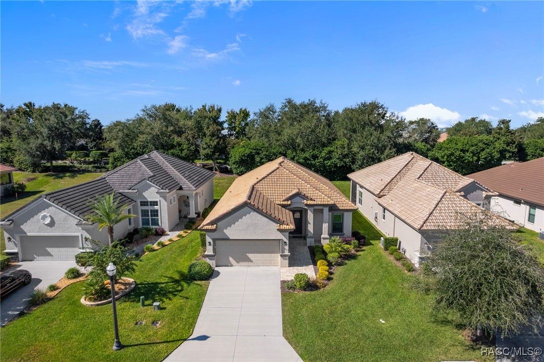 2030 N Bush Hill Loop