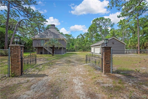 Homes For Sale - 9160 W Kingston Drive<br/> Citrus County, Homosassa, FL 34448