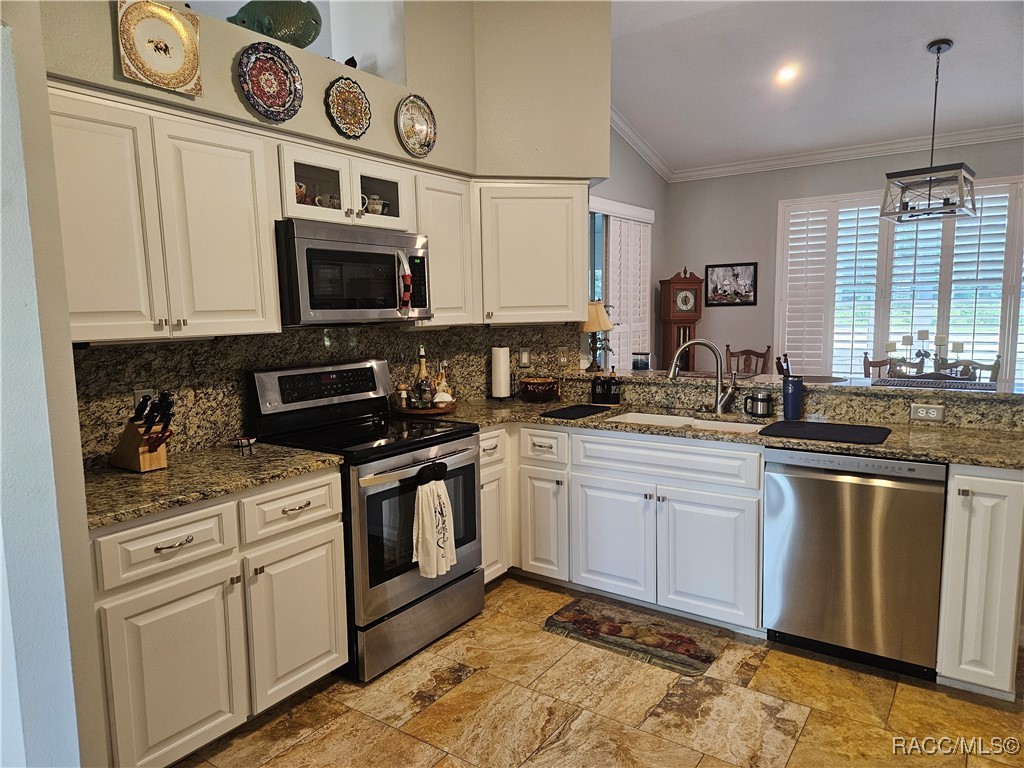 4755 N El Camino Drive, Beverly Hills, Florida image 2