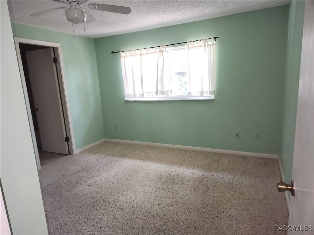11583 W Riverhaven Drive, Homosassa, New York image 25