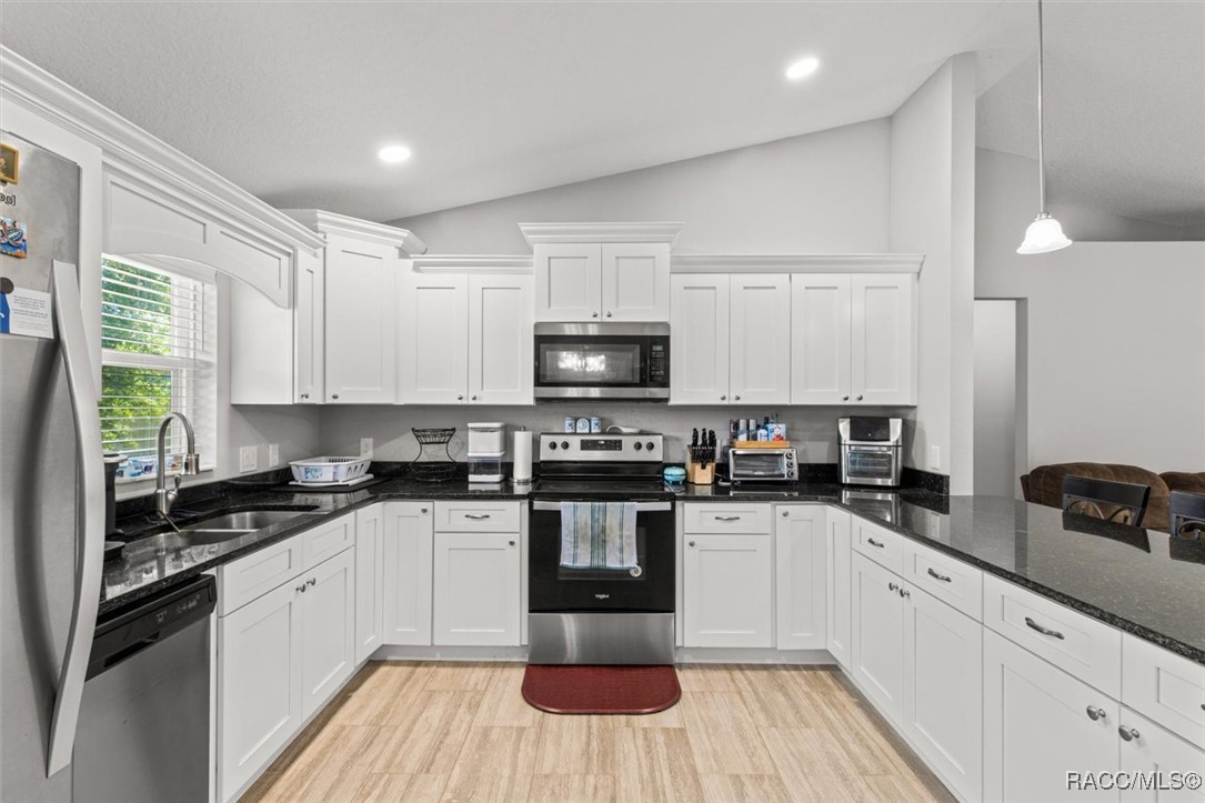 317 W Homeway Loop, Citrus Springs, Florida image 16