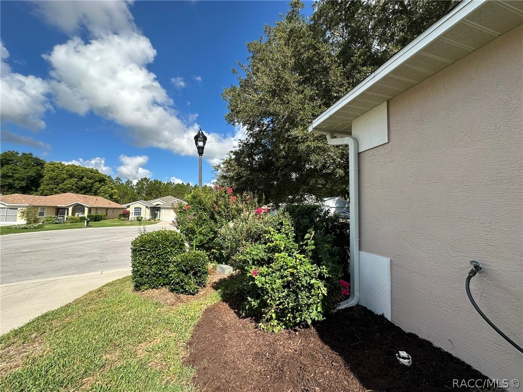 1760 W Shanelle Path, Lecanto, Florida image 8