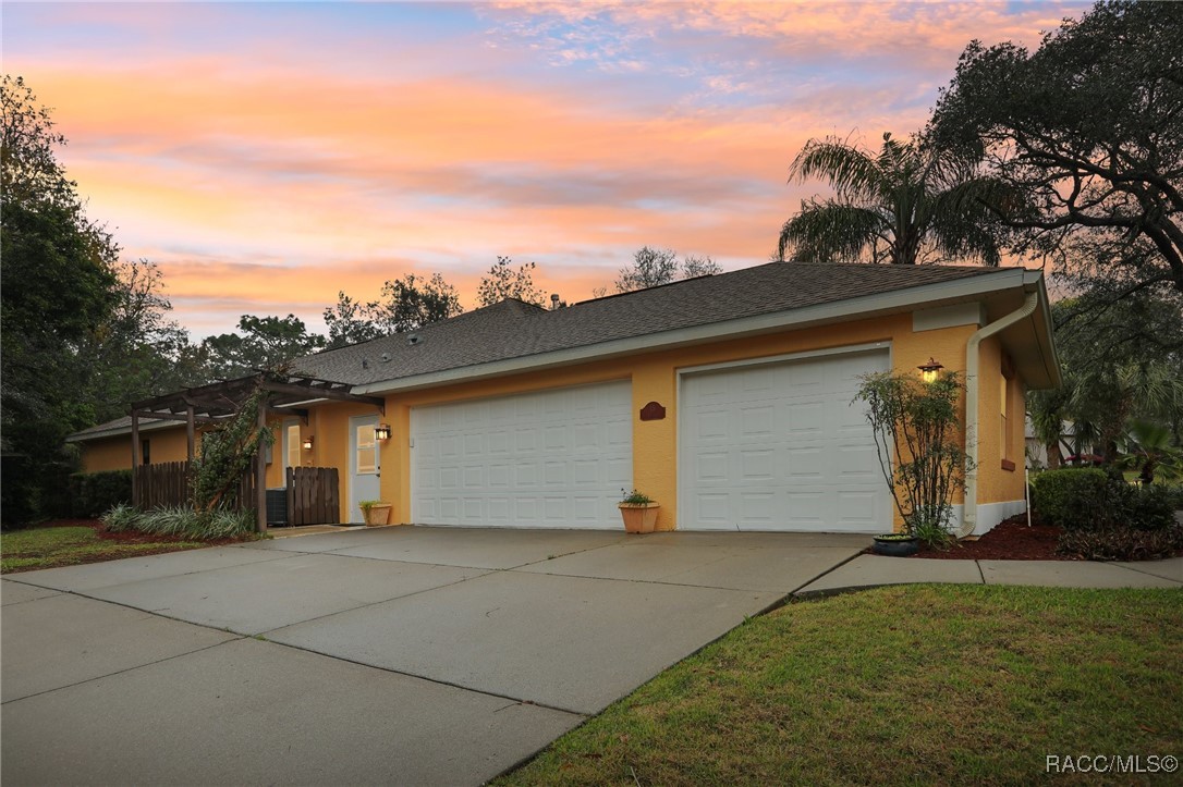 15 Pagoda Drive, Homosassa, Florida image 2