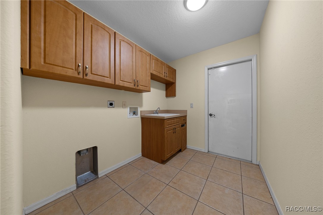 8306 N Vince Drive, Citrus Springs, Florida image 45