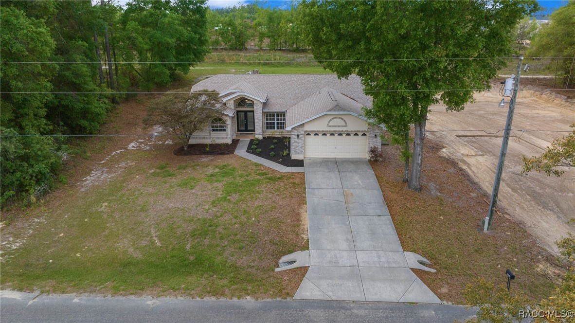 8306 N Vince Drive, Citrus Springs, Florida image 3