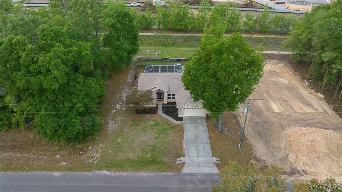 8306 N Vince Drive, Citrus Springs, Florida image 10