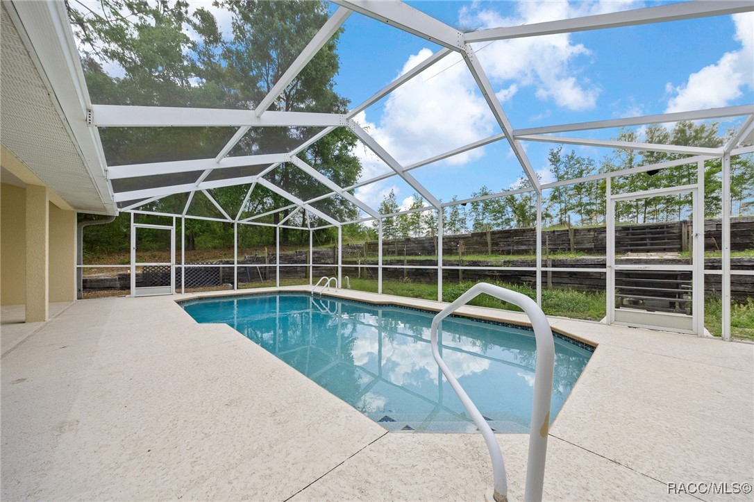 8306 N Vince Drive, Citrus Springs, Florida image 16