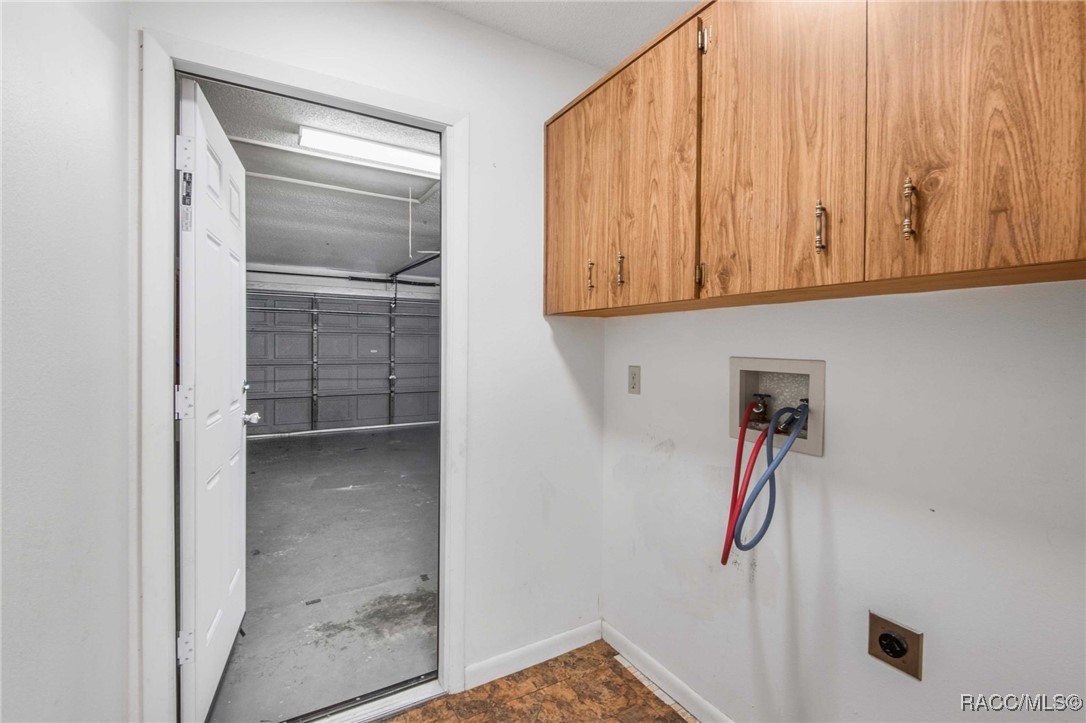 Citrus Springs, Florida 34434, United States, 2 Bedrooms Bedrooms, ,2 BathroomsBathrooms,Residential,Active,216169